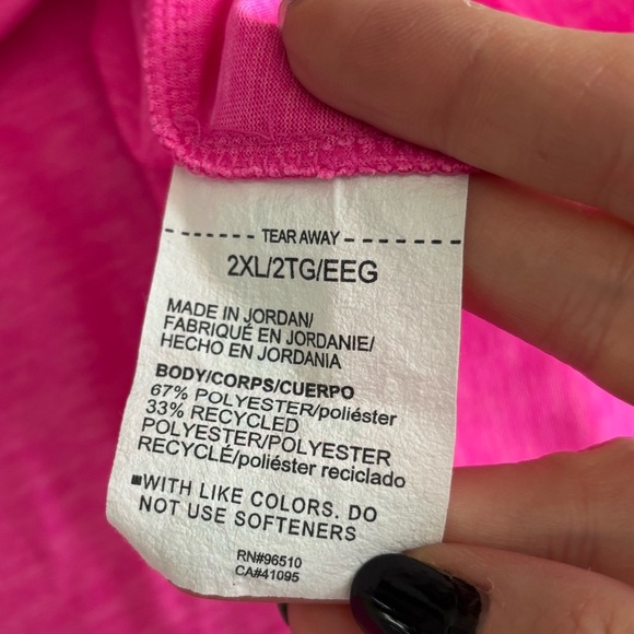 UA Tech™ Women's V-Neck Short Sleeve tee 2XL hot pink - Picture 6 of 9